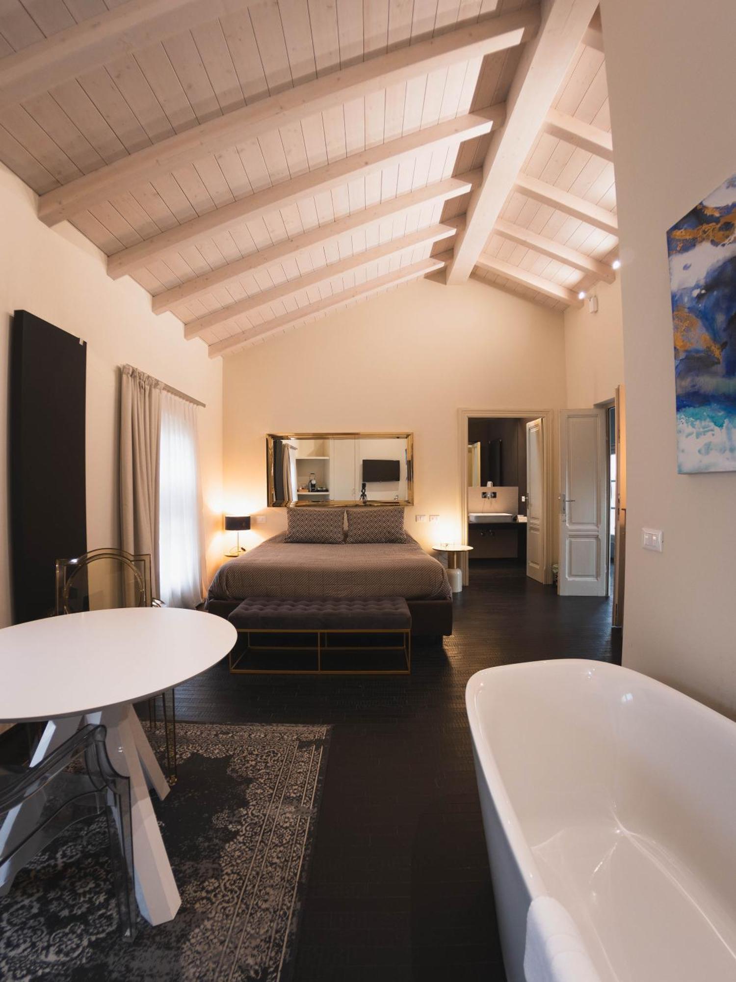 Palazzo Gozzi Bed & Beauty Bed and Breakfast Parma Buitenkant foto